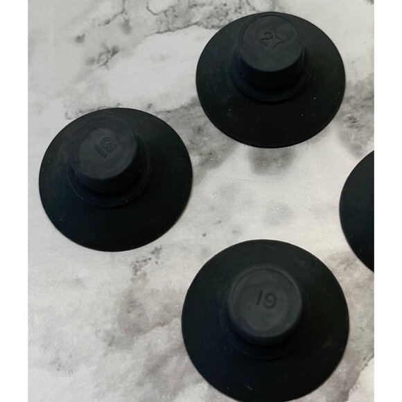 Hamilton Beach Scovill Food Processor 707-6 Rubber Feet Replacement Part Set - Picture 3 of 5